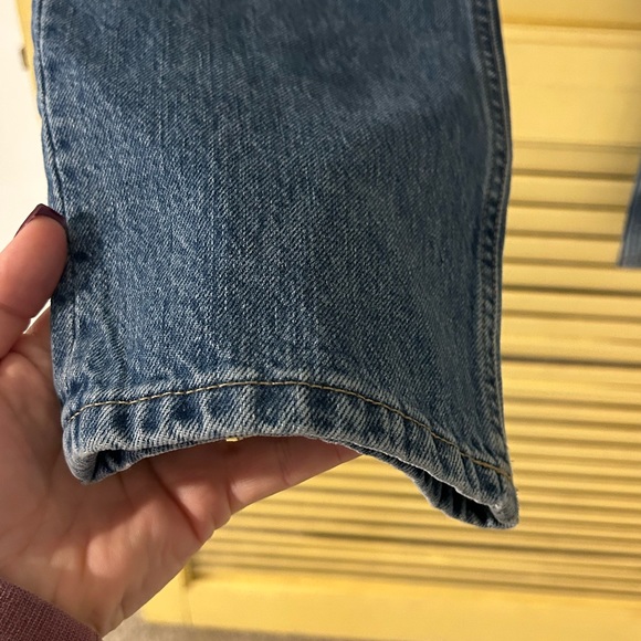 Everlane 90’s Cheeky Jean - Picture 7 of 7